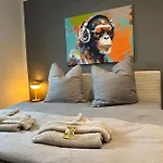 Moderne 50 Qm Monkey Rostock